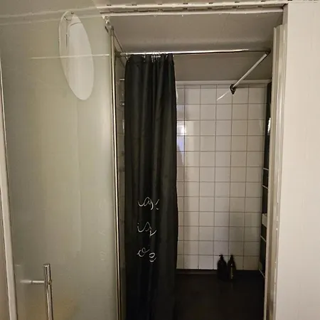 And Large Cosey Apartment *